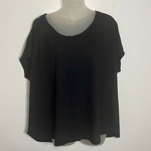 Lane Bryant T-Shirt Women's Size 14/16 Black Short Sleeve V-Neck Tee